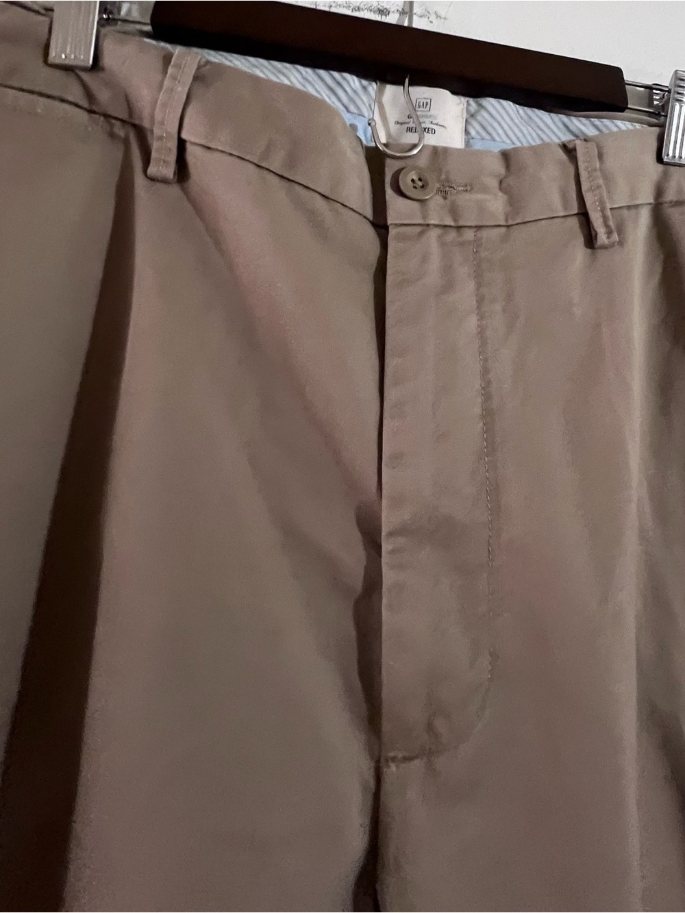 GAP Men's Relaxed Light Khaki Pants 36X32